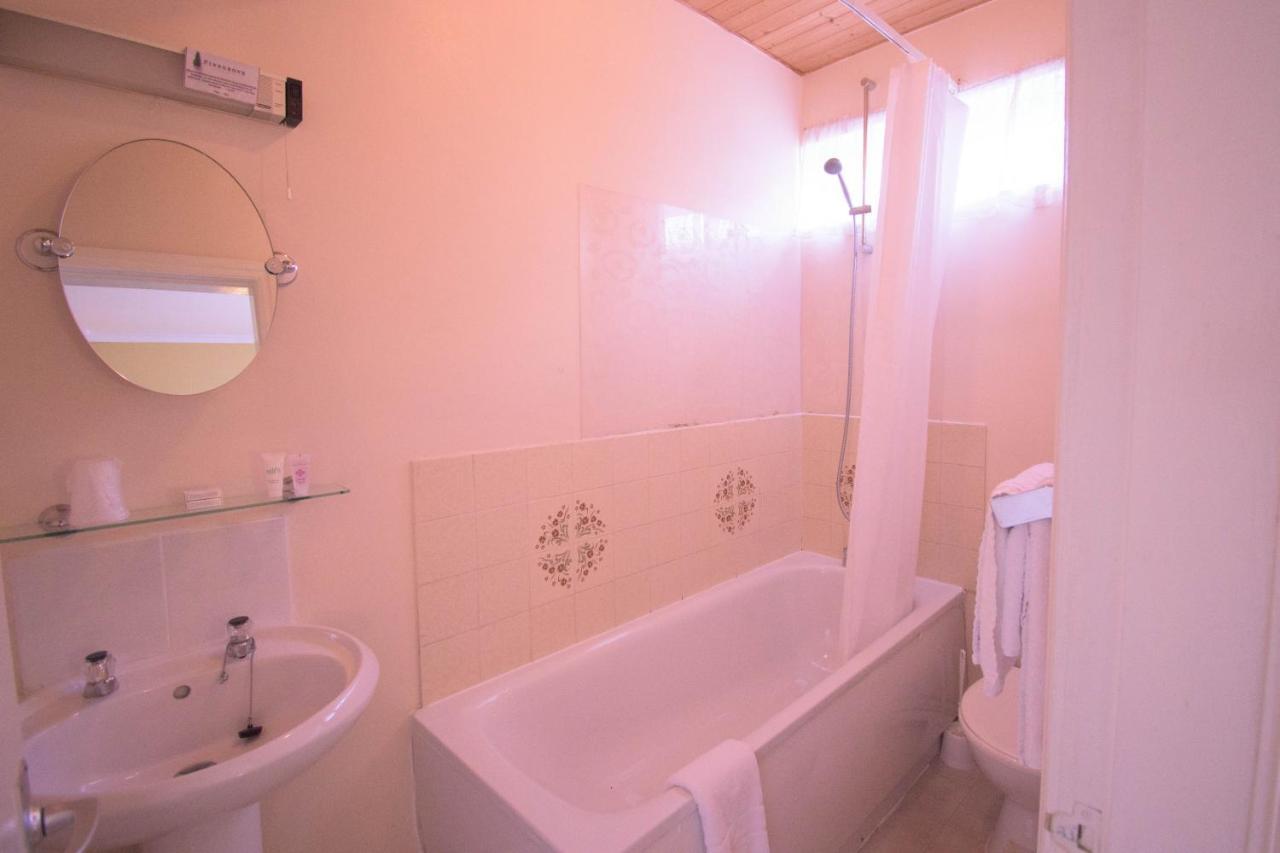 Pinegrove Hotel Carlisle  Luaran gambar